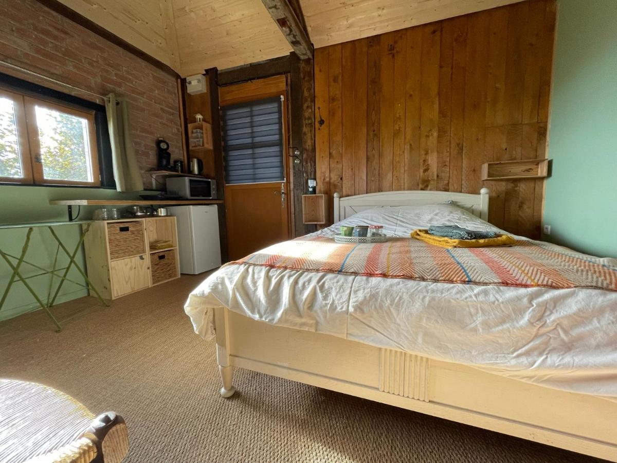 Jolie Cabane Avec Jacuzzi Pour Les Amoureux De La Nature Tullins المظهر الخارجي الصورة