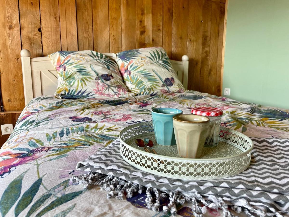 Jolie Cabane Avec Jacuzzi Pour Les Amoureux De La Nature Tullins المظهر الخارجي الصورة